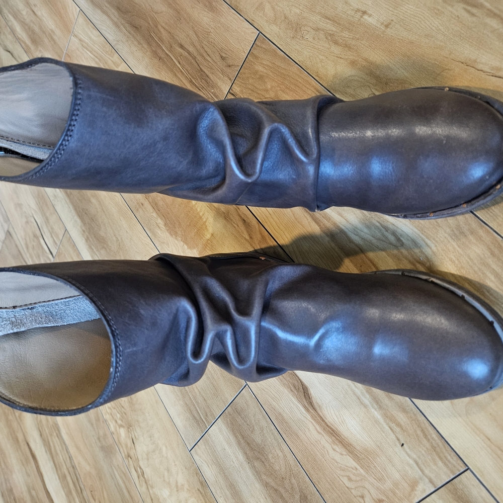 Beek Dark Brown Ankle Boots